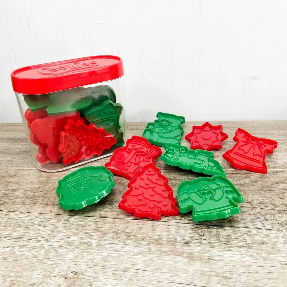 Vintage Christmas Cookie Cutter Set Red Green Plastic Holiday Shapes With Case